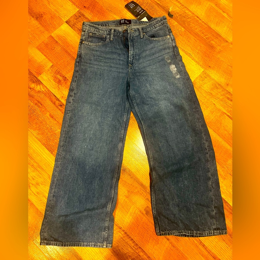 Gap high rise wide leg Jean.